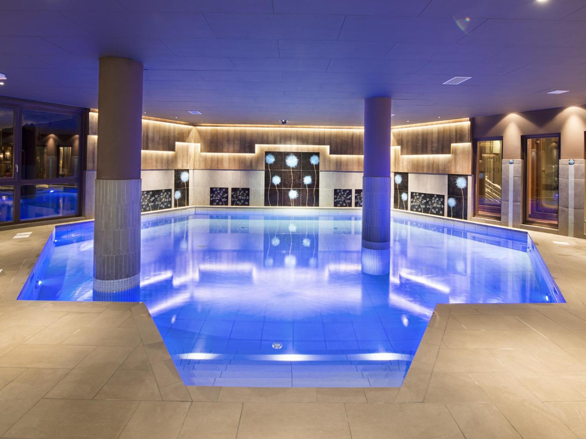 Aparthotel Le Hameau Du Kashmir Val Thorens Esterno foto